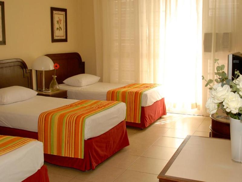 Hotel Rio Lancaster Quarto Triplo Standard