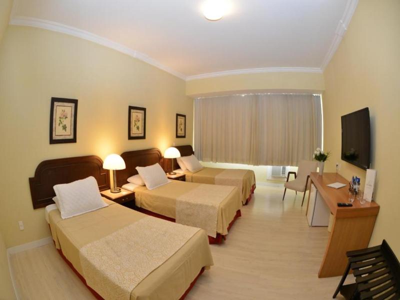 Hotel Rio Lancaster Quarto Quádruplo Standard